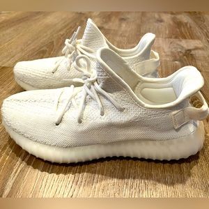 Adidas Yeezy Boost sneakers white